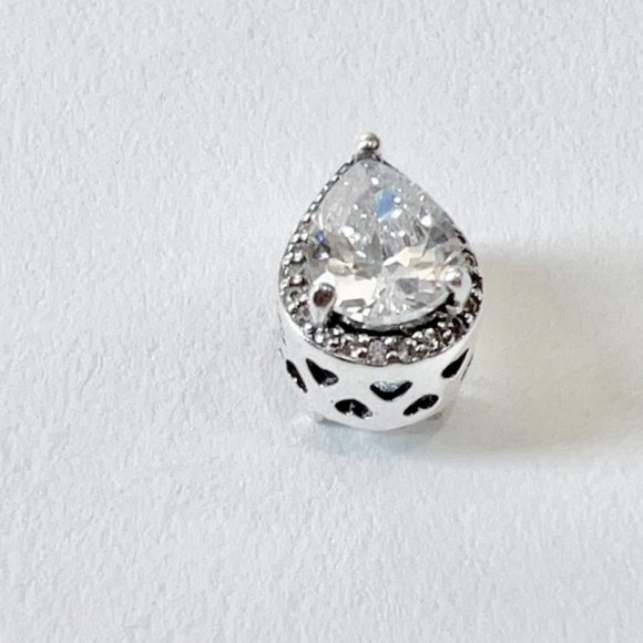 Pandora Radiant Teardrop Charm Sparkling Levelled Charm For Bracelet - Picture 4 of 13